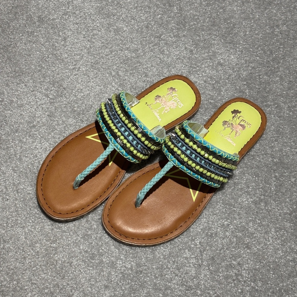 BNWOT Sam Edelman Circus beaded flat sandals flip flops size 7